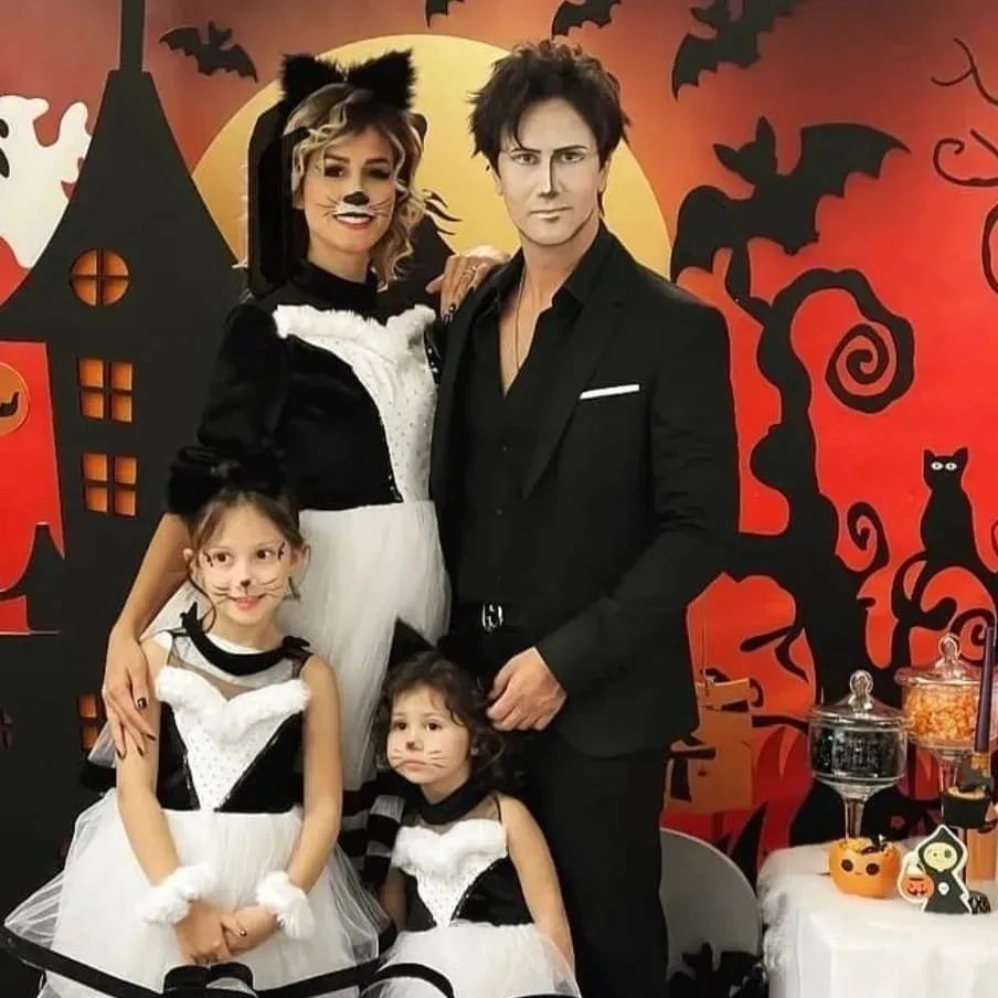 هالووین شاهرخ استخری و همسرش هالووین شاهرخ استخری و همسرش