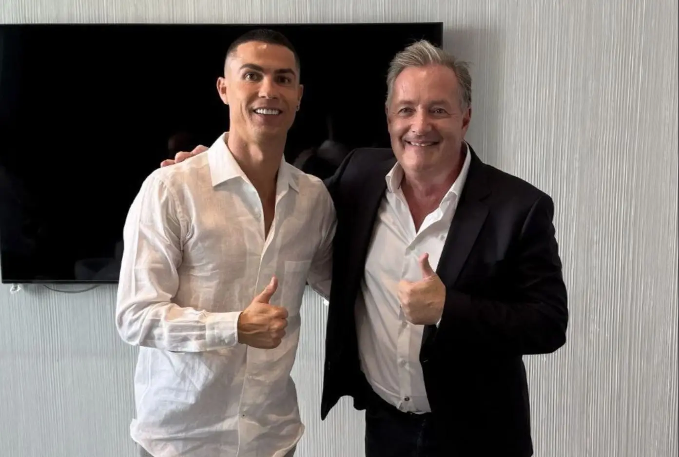 مصاحبه رونالدو با پیرس مورگان دوبله فارسی مصاحبه رونالدو با پیرس مورگان دوبله فارسی