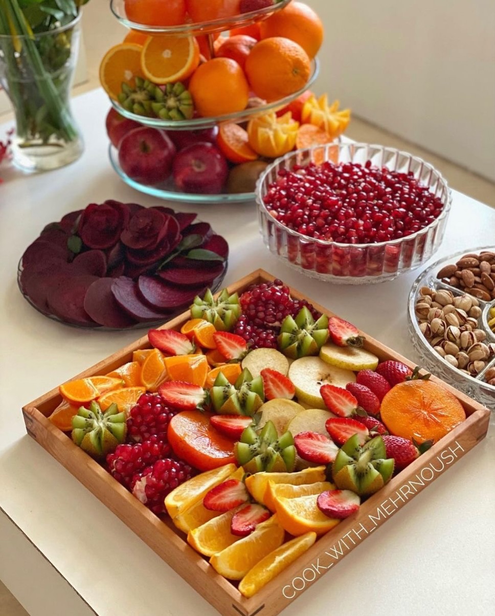 تزئین میوه یلدا تزئین میوه یلدا