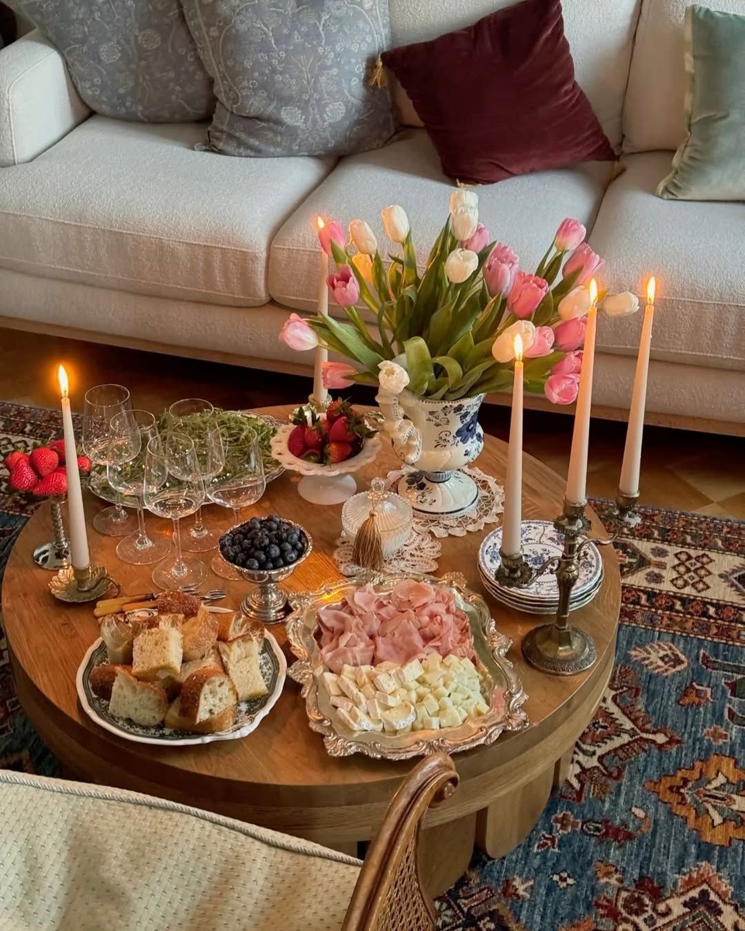 ایده تزئین میز یلدایی ایده تزئین میز یلدایی