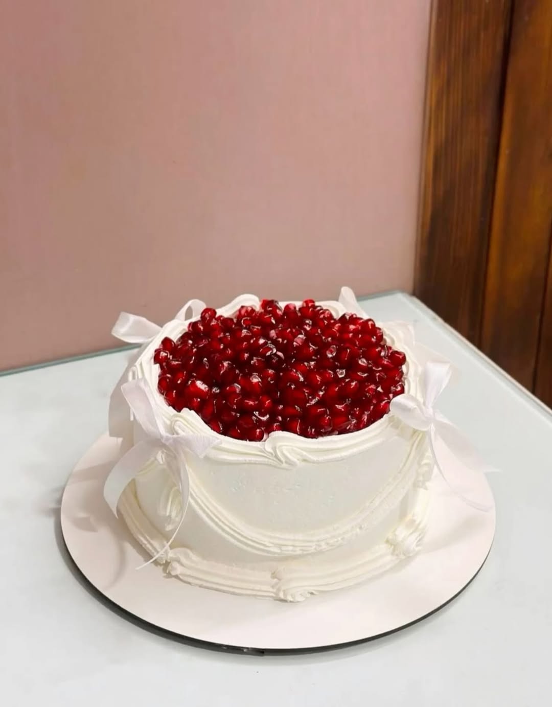 تزیین کیک یلدایی خانگی 1404 تزیین کیک یلدایی خانگی 1404