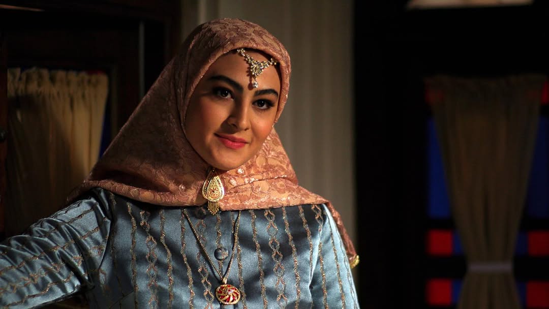 مریم مومن با حجاب مریم مومن با حجاب