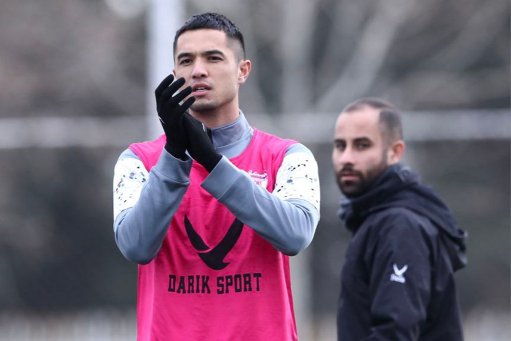 جوزف چمپنس ملی‌پوش شاغل در اروپا