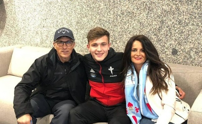 عکس خانوادگی دنیس اکرت عکس خانوادگی دنیس اکرت