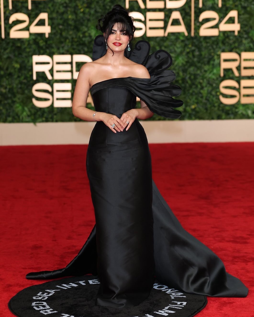  امین امامی افتخاری هنرمند عرب در افتتاحیه