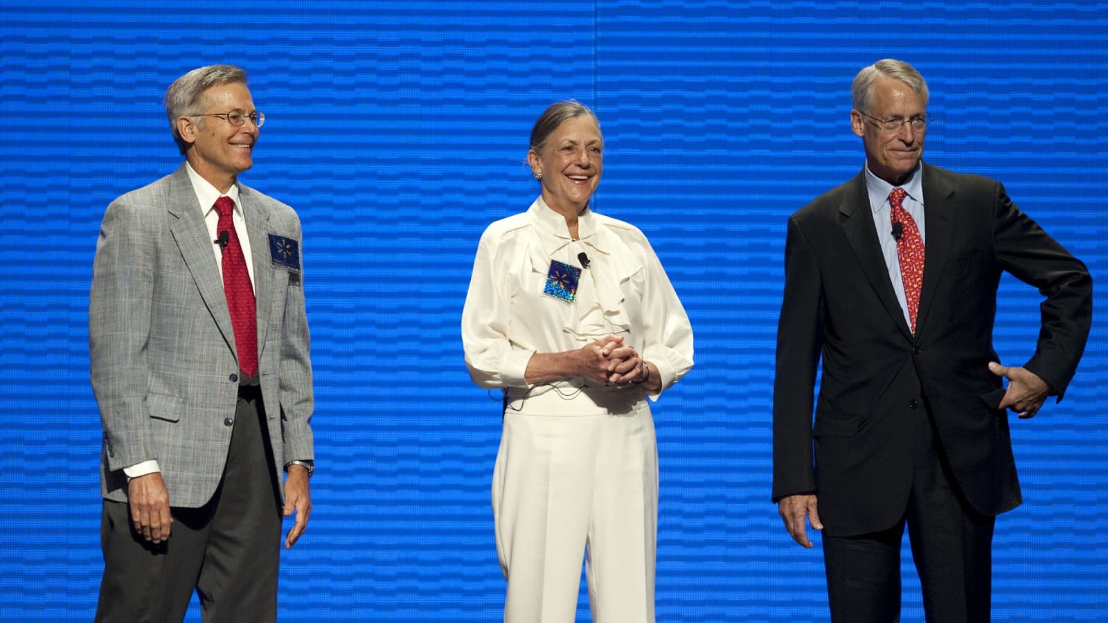 شماره 1 خانواده والتون از آمریکا شماره 1 خانواده والتون از آمریکا