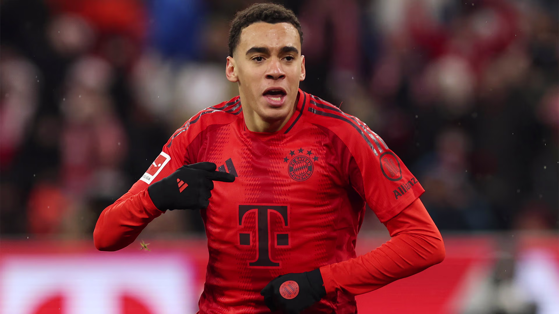 آمار جمال موسیالا آمار جمال موسیالا