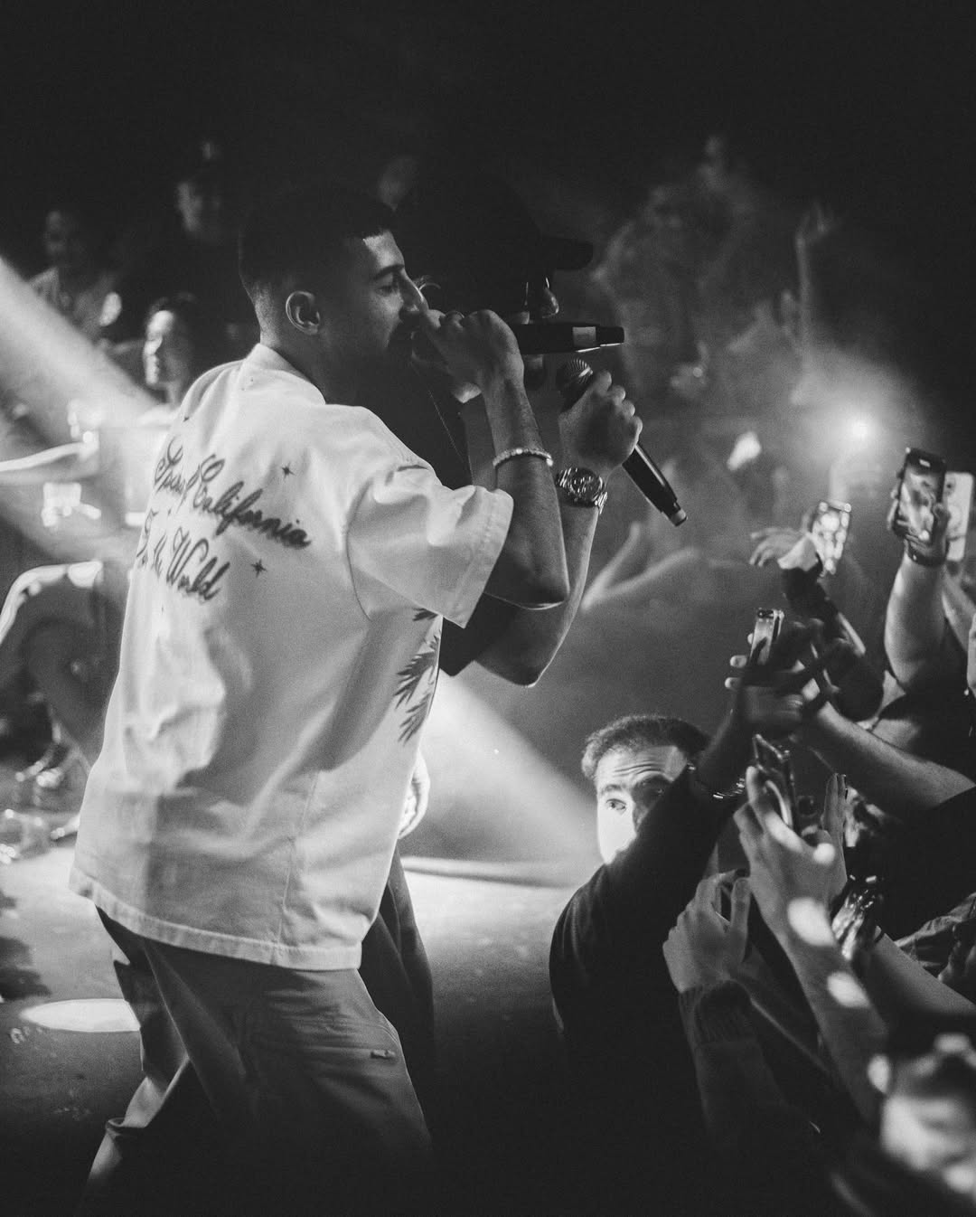 پیج خواننده ایسم پیج خواننده ایسم