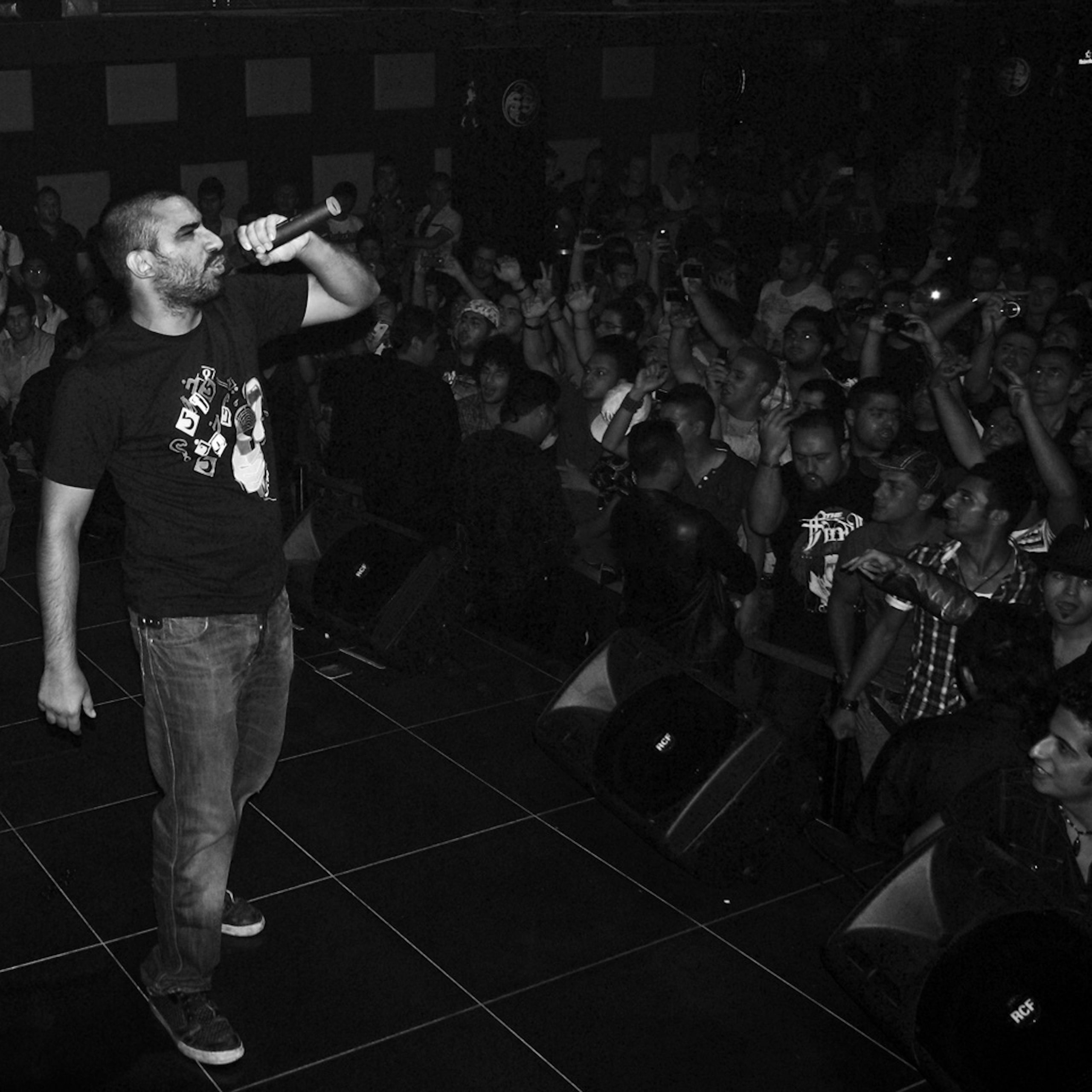 هیچکس آهنگ ها