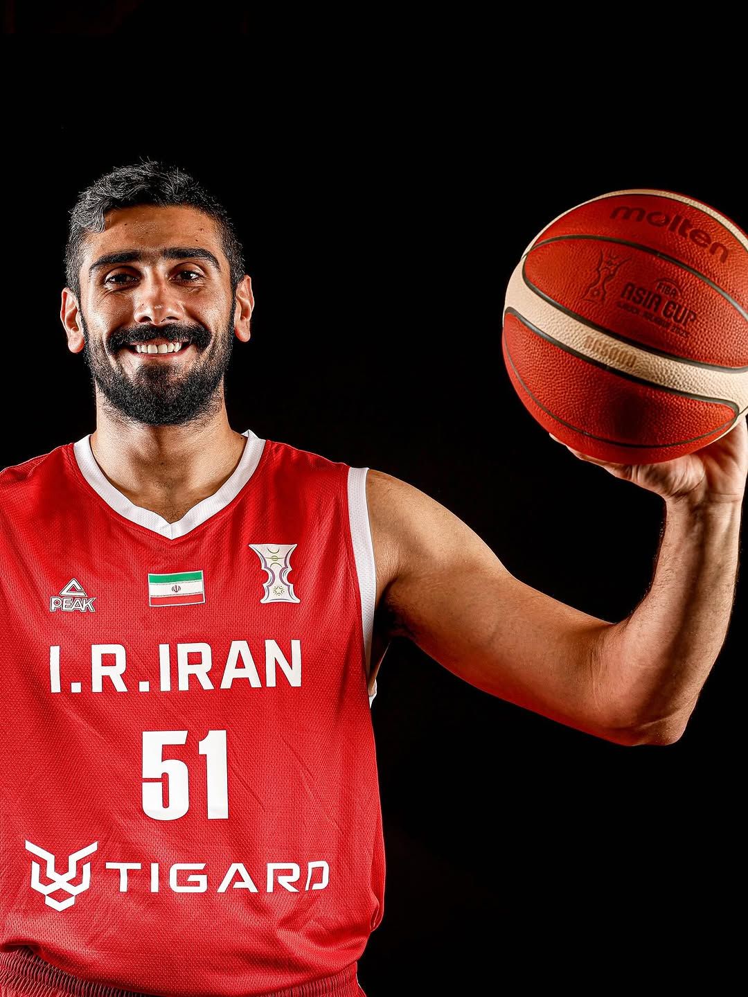 عکس های سالار منجی بازیکن بسکتبال عکس های سالار منجی بازیکن بسکتبال