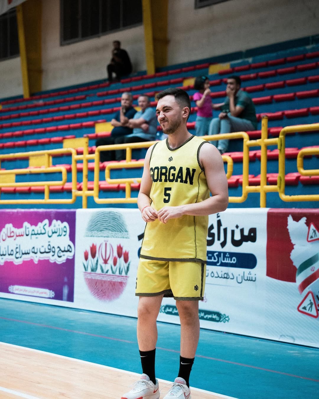 عکس مبین شیخی مدال