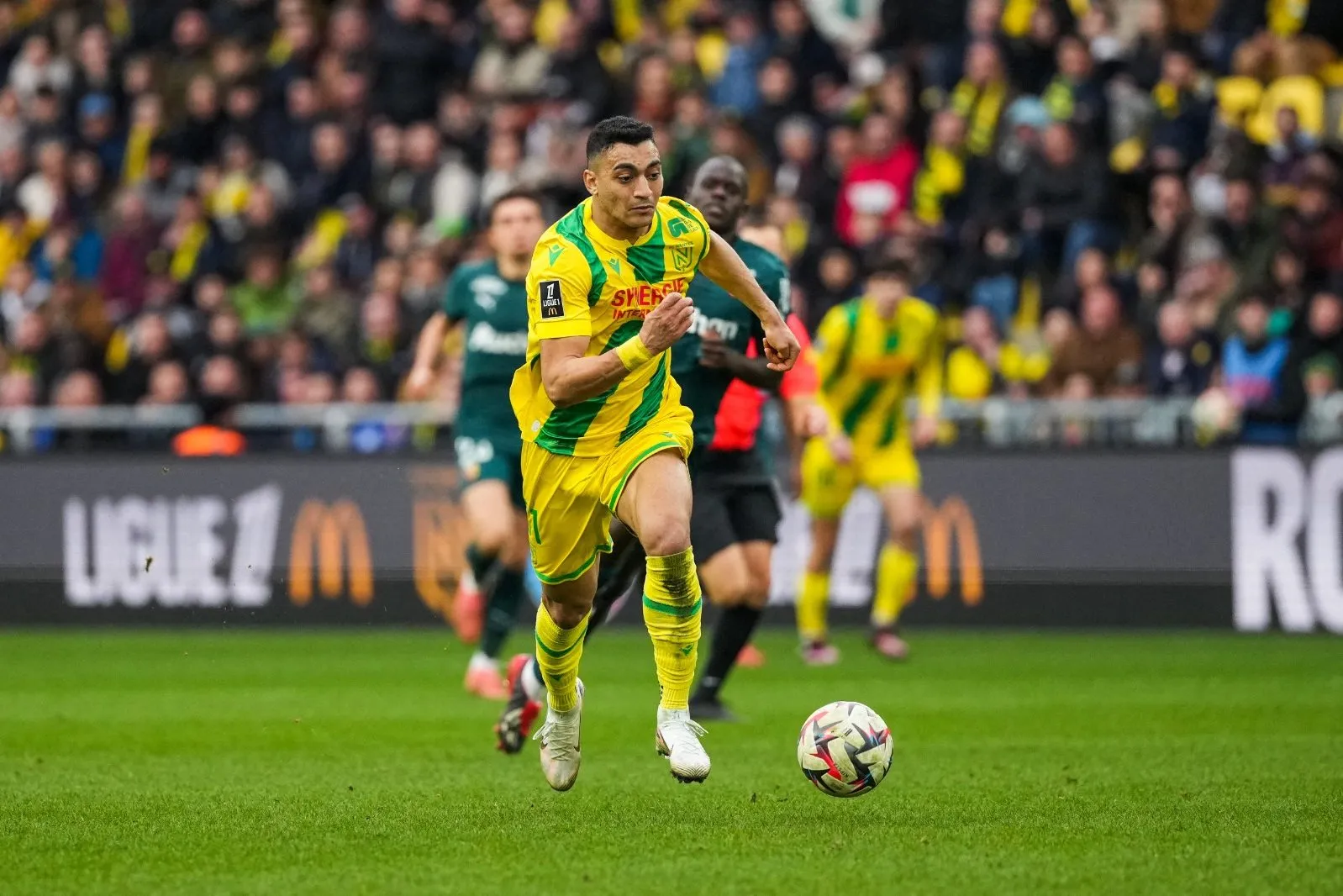 عکس مصطفی محمد فوتبالیست عکس مصطفی محمد فوتبالیست