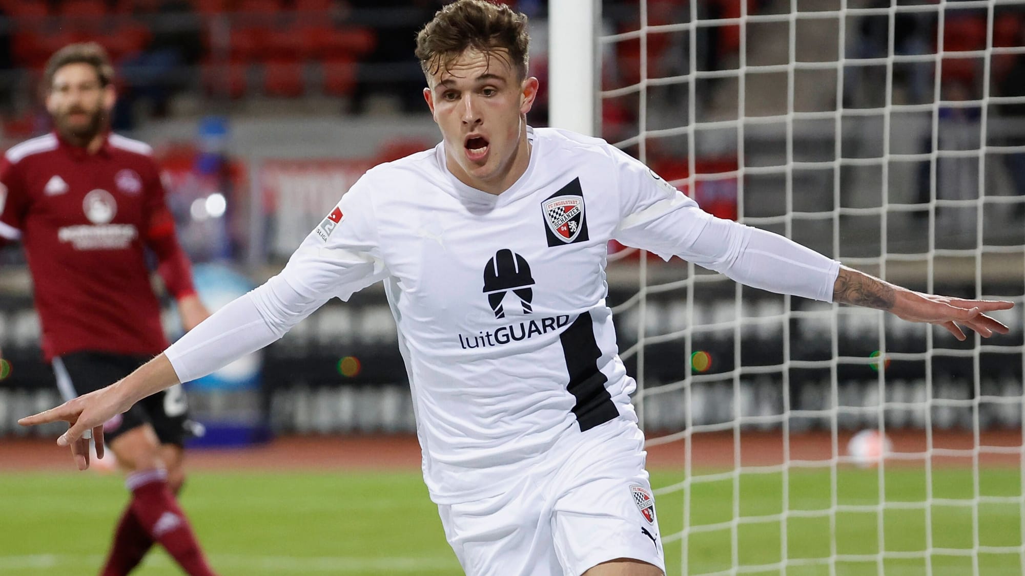 بازی های ملی دنیس اکرت بازی های ملی دنیس اکرت