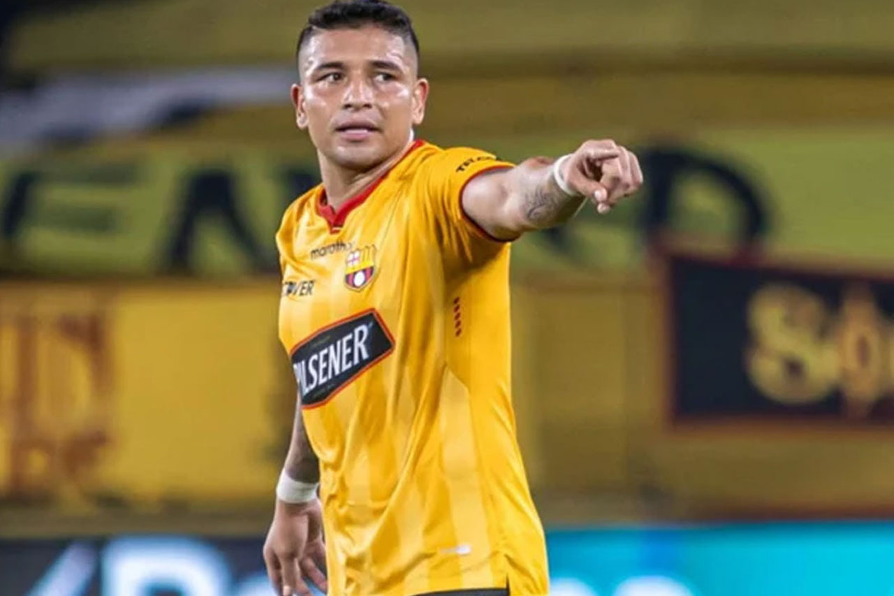 شوک به فوتبال اکوادور با قتل ستاره بارسلونا