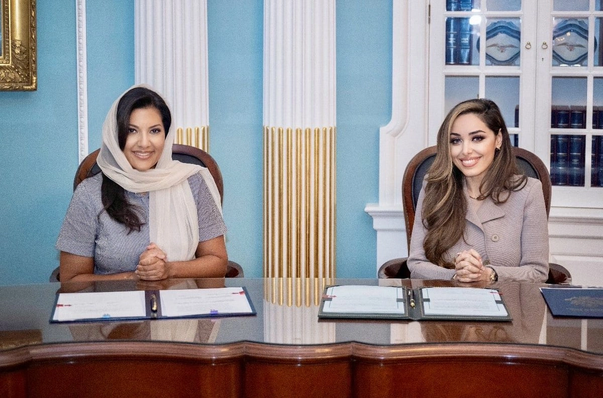 سوابق علمی مورا نامدار سوابق علمی مورا نامدار