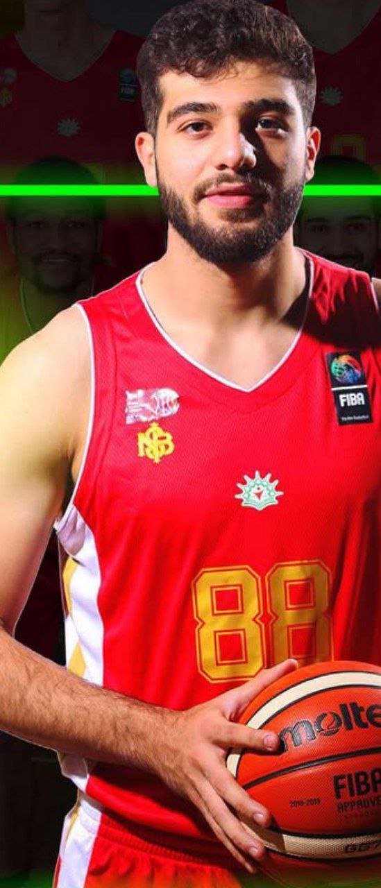 عکس امیرحسین آذری بازیکن بسکتبال