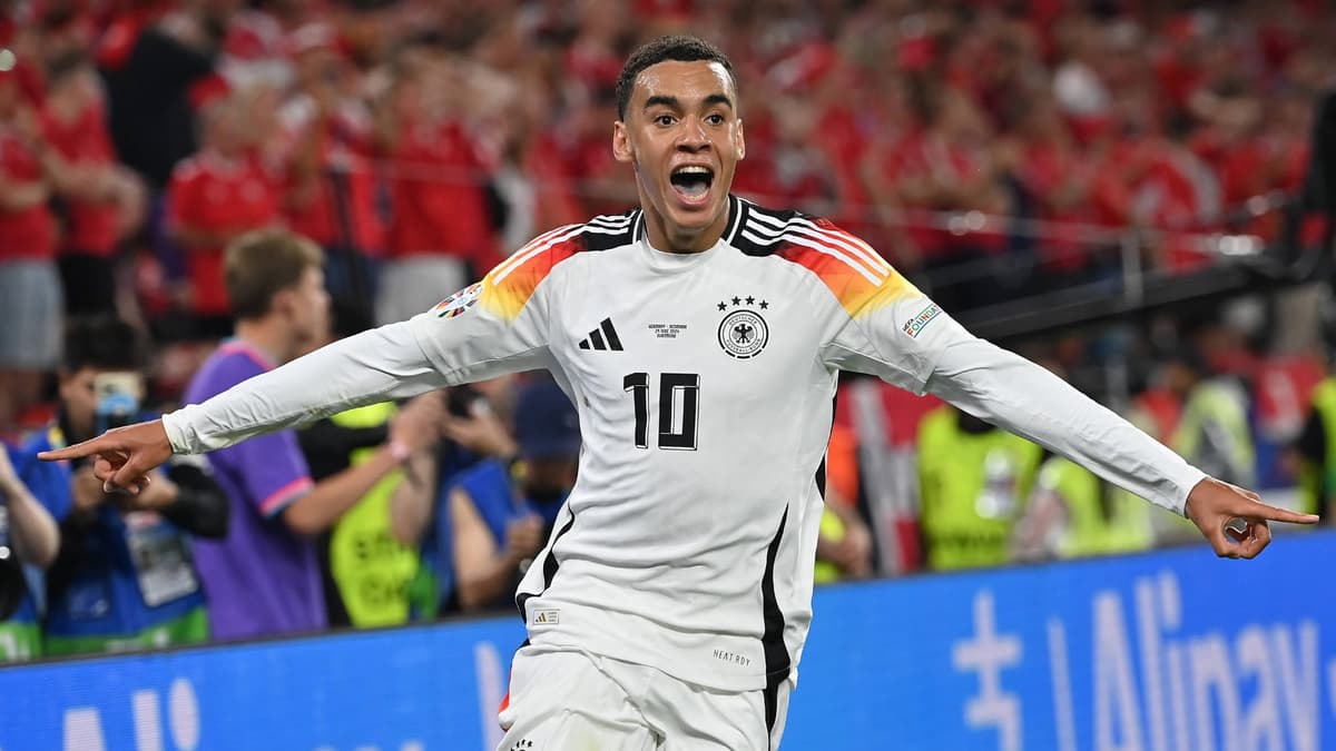 جمال موسیالا ستاره بایرن در ترنسفرمارکت